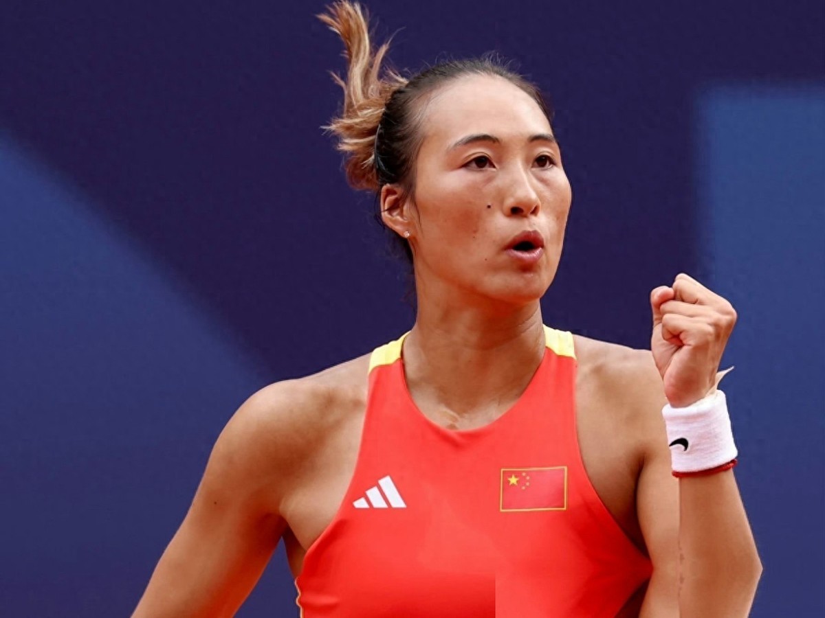 郑钦文彻底翻身了！收获92.6万美元奖金只其一，还有一个大惊喜