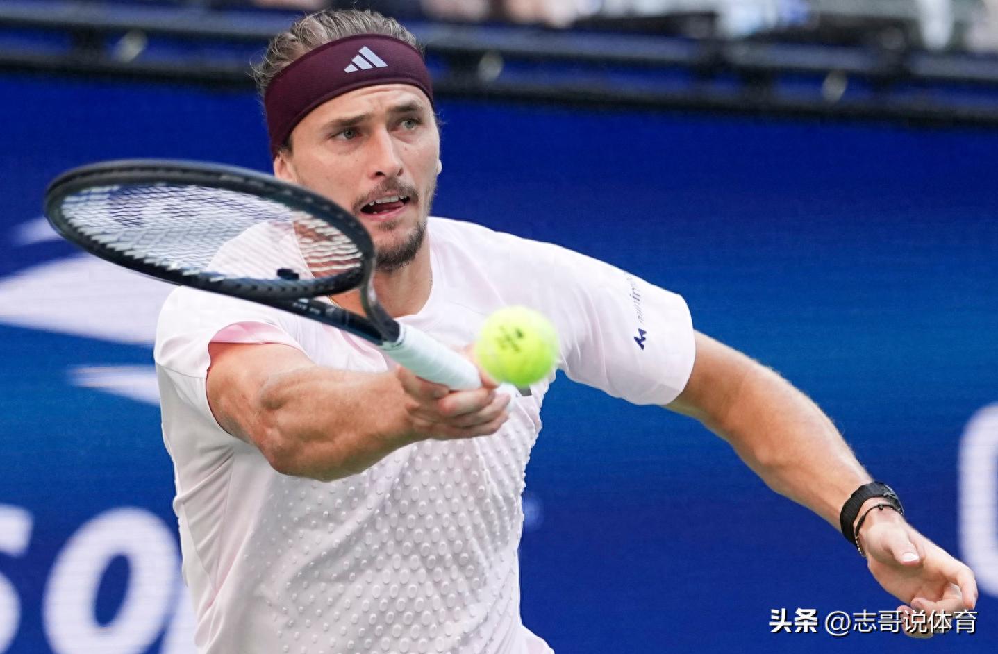 美网12日凌晨，他太强了：又是3-0、杀进决赛！至少近1900万奖金