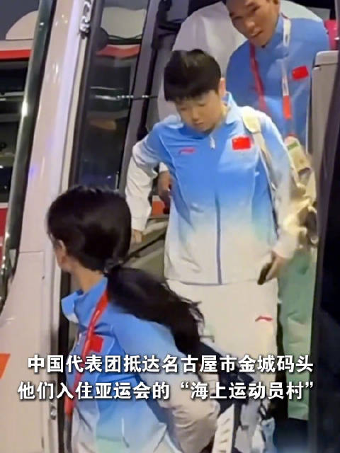今天帕尔马VS热那亚直播,帕尔马VS热那亚免费在线高清直播,帕尔马VS热那亚视频在线观看无插件